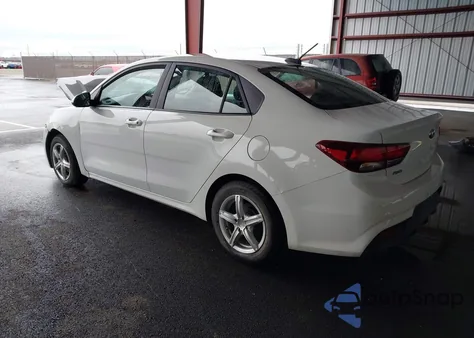 2020 Kia Rio S z USA, uszkodzony, nr VIN 3KPA24AD4LE312244